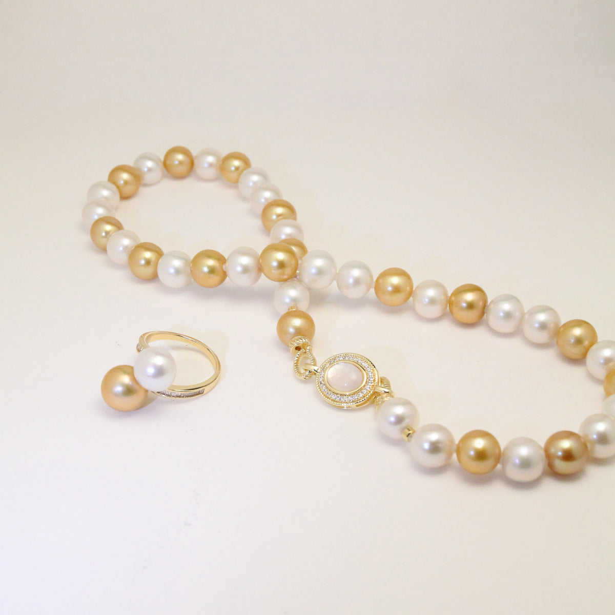 Still Life Pearl Necklace by NINEMOO – product view 11
