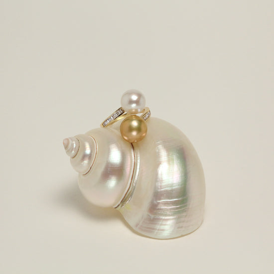 Still Life Pearl Ring by NINEMOO – product view 6