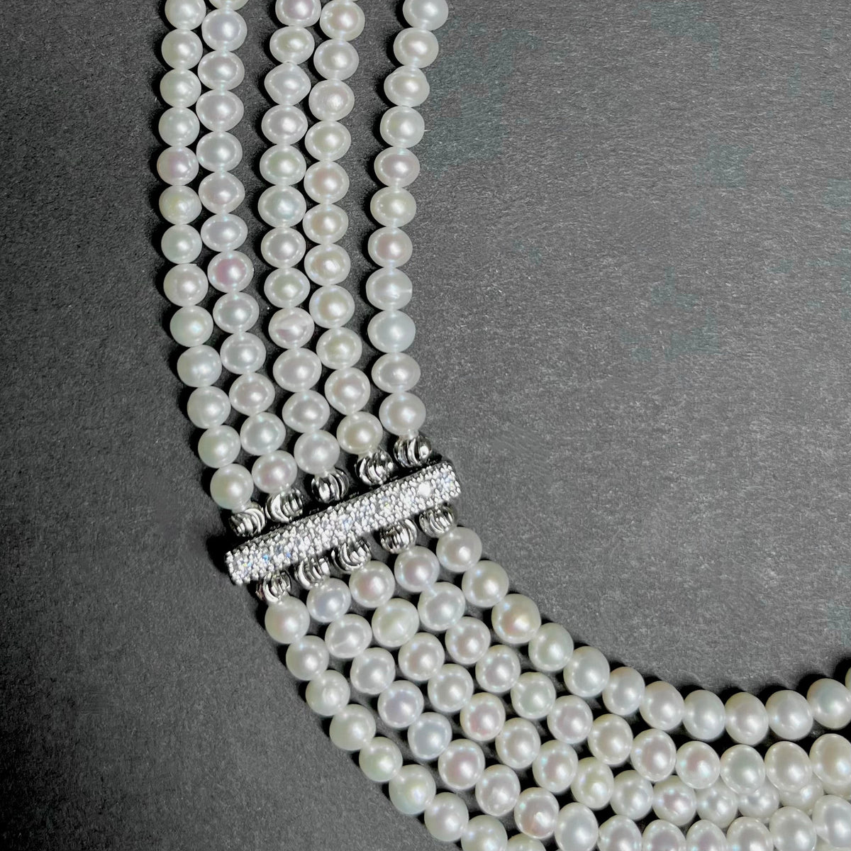 The Interlace Pearl Necklace by NINEMOO – product view 4