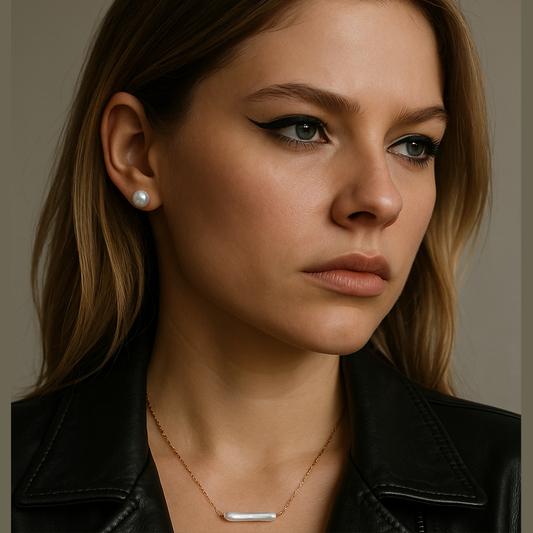 Timeless Silver Pearl Studs by NINEMOO – detail view