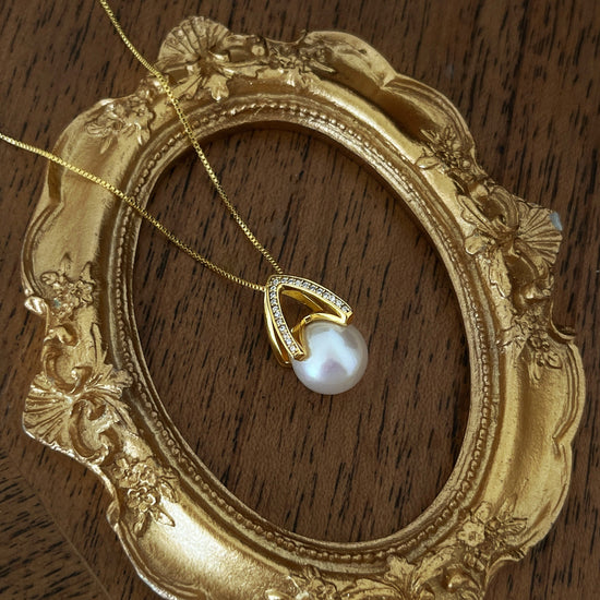 Arché Pearl Necklace by NINEMOO – alternate view
