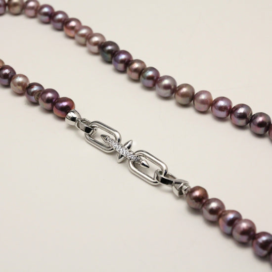 Velours Nocturne Lueur d’Opale Necklace by NINEMOO – product image
