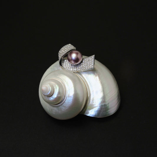 Violet Orbit Brooch by NINEMOO – detail view